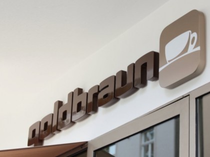 Photo: goldbraun